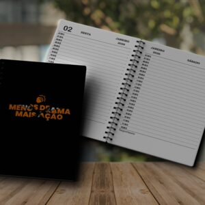 Miolo de Agenda 2026 para Imprimir Diária com Capa Menos Drama Mais Ação